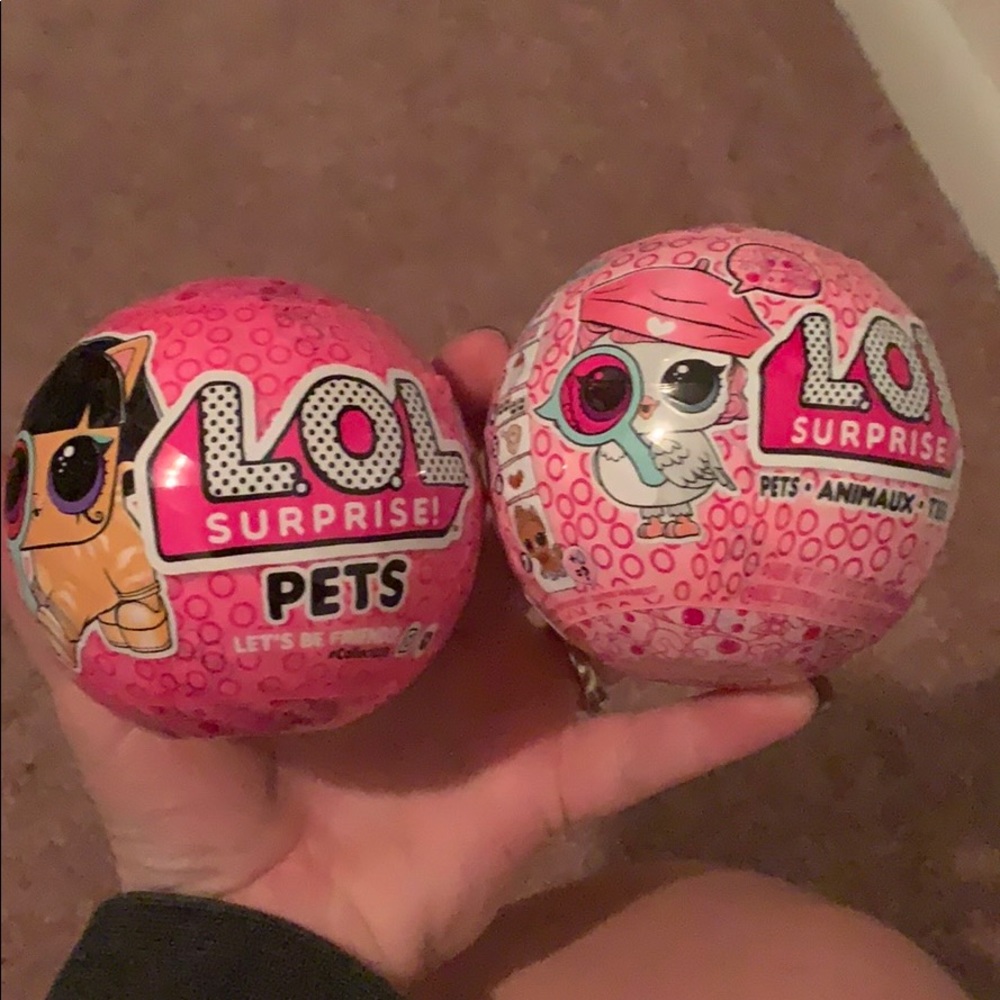 Girls LOL pets